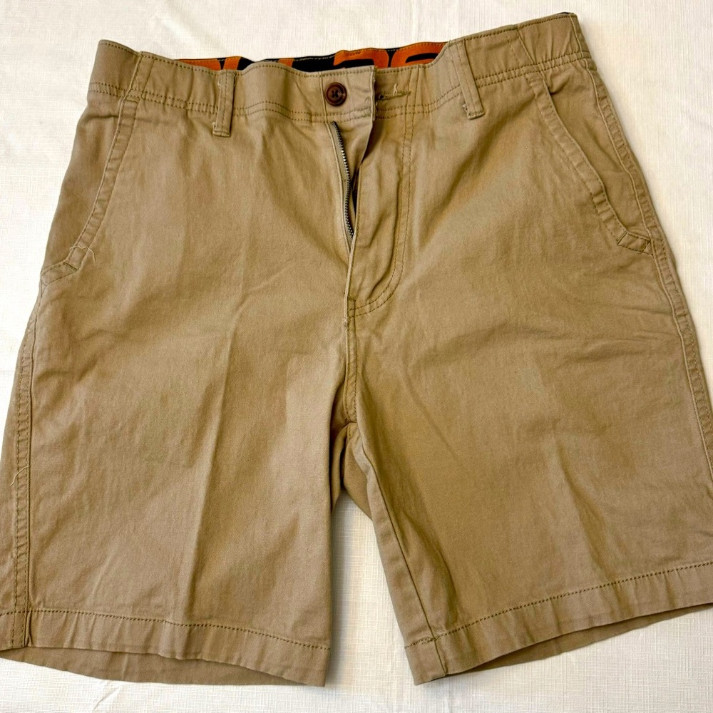 Denali mens khaki shorts